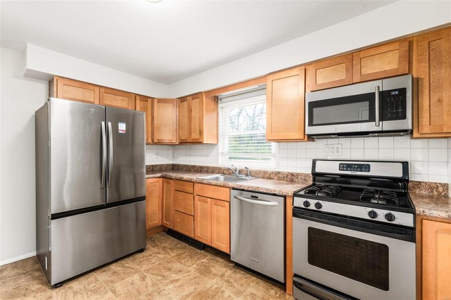 Building Photo - 767 Wenneker Dr