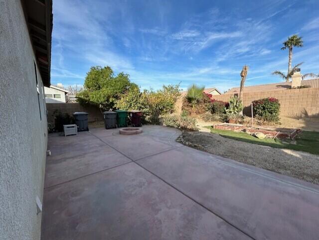 Building Photo - 80742 Diamondback Trail