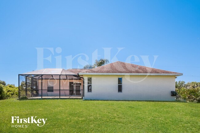 Building Photo - 2516 57th St W