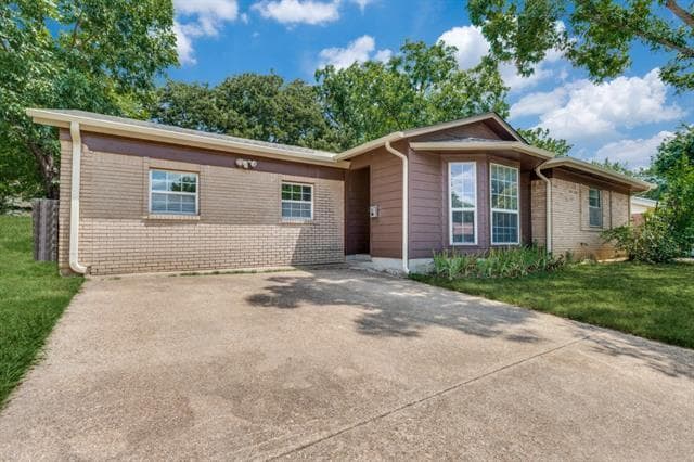 Primary Photo - 1717 England Rd
