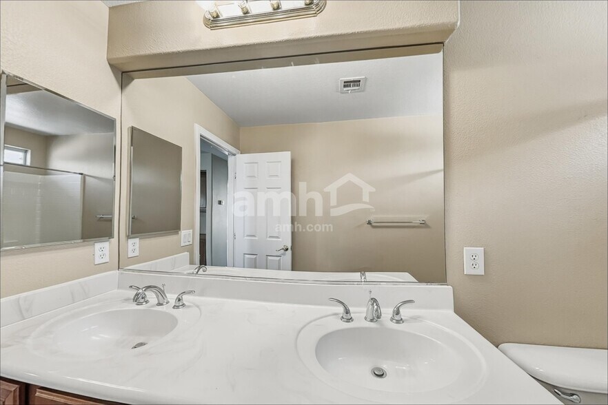 Building Photo - 9866 Lanzarote Ct