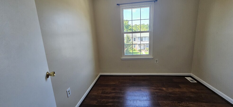 Building Photo - 5420 Quest Ct