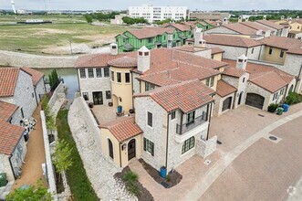 Building Photo - 28 Comillas Dr