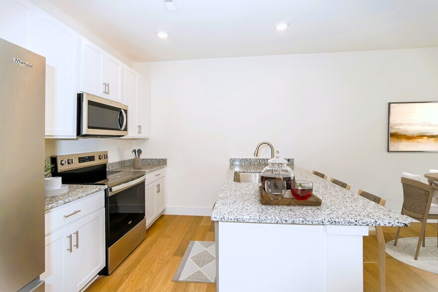 Building Photo - 2422 Legg Crk Ln