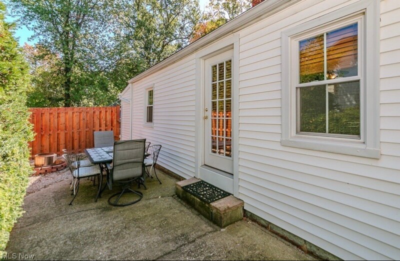 Building Photo - 37848 Euclid Ave