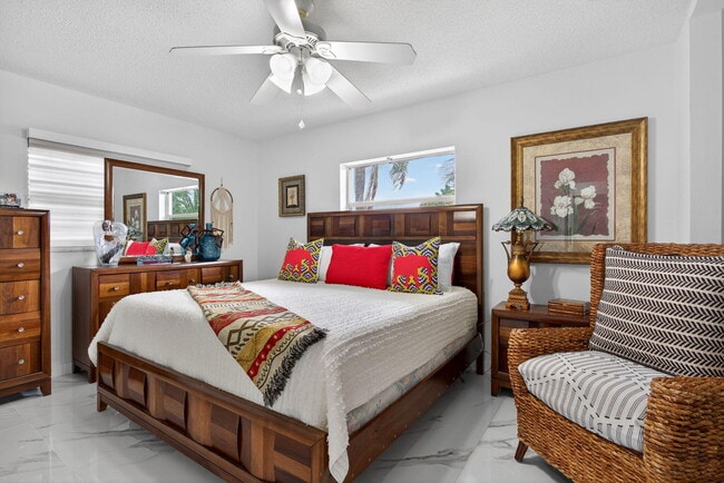 Building Photo - 6661 NW 23rd St