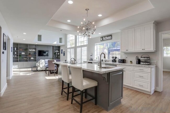 Building Photo - 1696 Gil Way