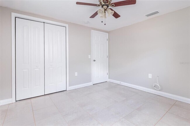 Building Photo - 4740 Durney St