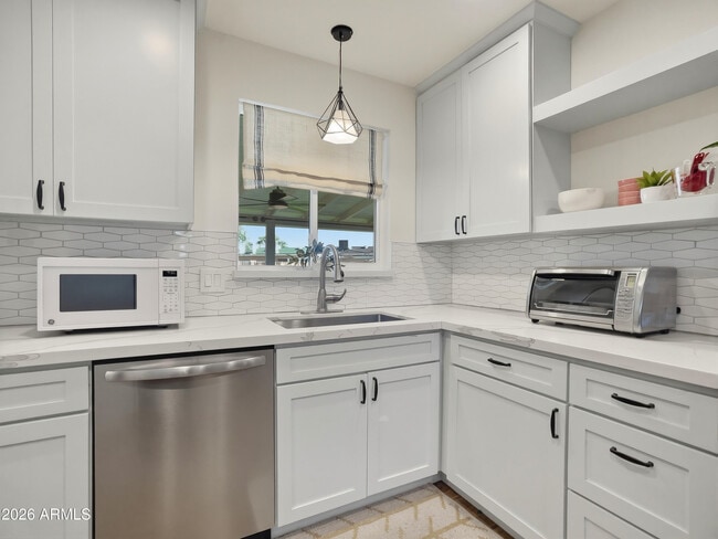 Building Photo - 1314 W Elm St