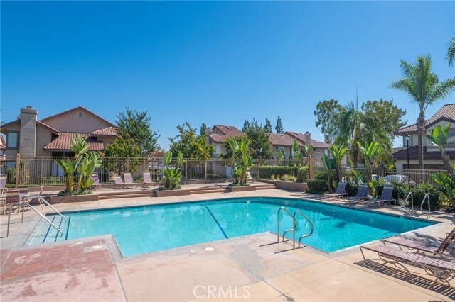 Building Photo - 9769 Hampton Ct