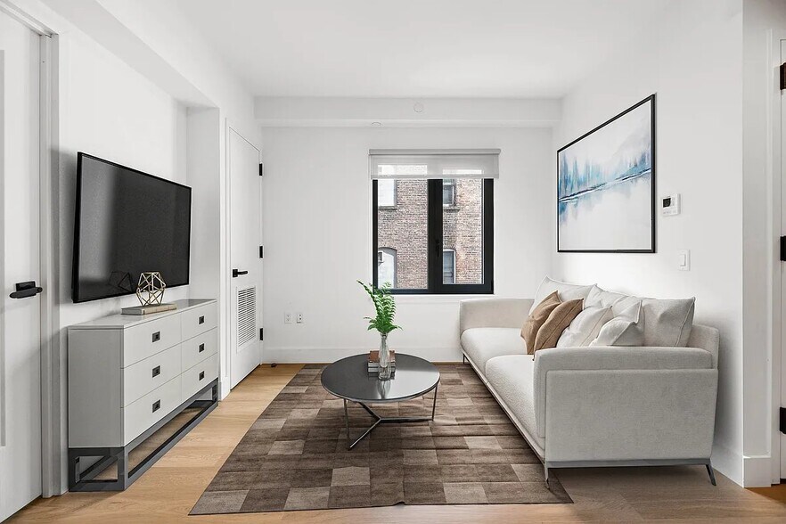 Building Photo - 63 Pitt St