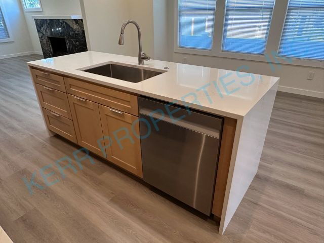 Building Photo - Charming 2-Bed, 2-Bath Duplex Oasis in Hea...