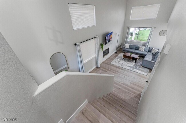 Building Photo - 519 Hall of Fame Dr