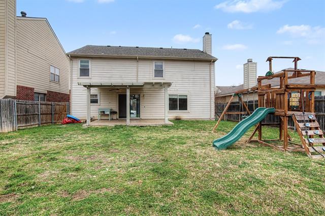 Building Photo - 5016 Meridian Ln