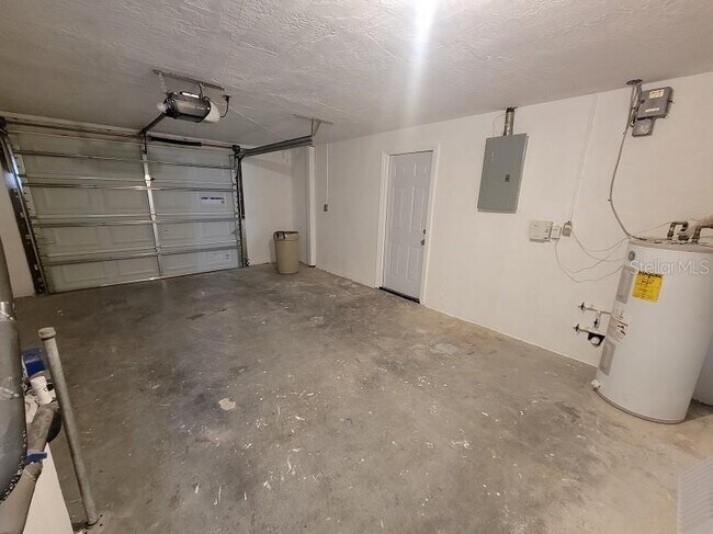 Building Photo - 6935 Alta Vista St