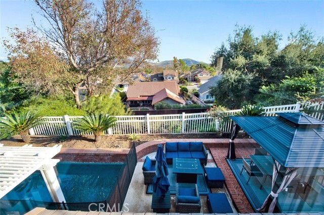 Building Photo - 7246 E La Cumbre Dr