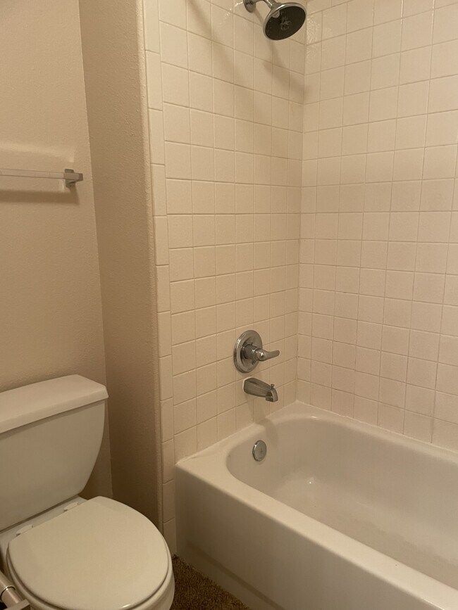 Building Photo - 7304 Via Contenta NE