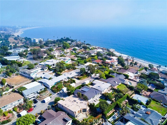 Building Photo - 243 Notteargenta Rd