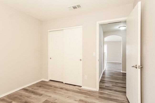 Building Photo - 11591 W Hubbell St