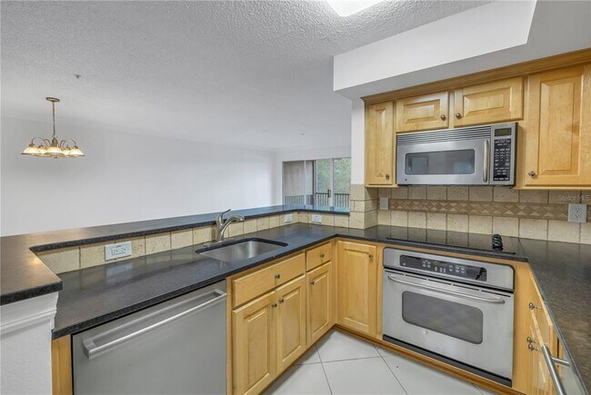 Building Photo - 2400 Feather Sound Dr