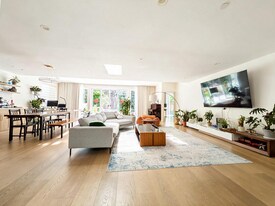 Building Photo - 2109 Ray Dr