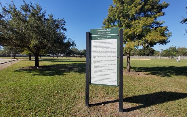 Building Photo - 2906 Humble Dr