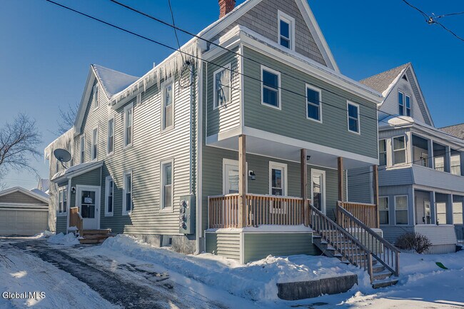 Building Photo - 65 Van Derveer St