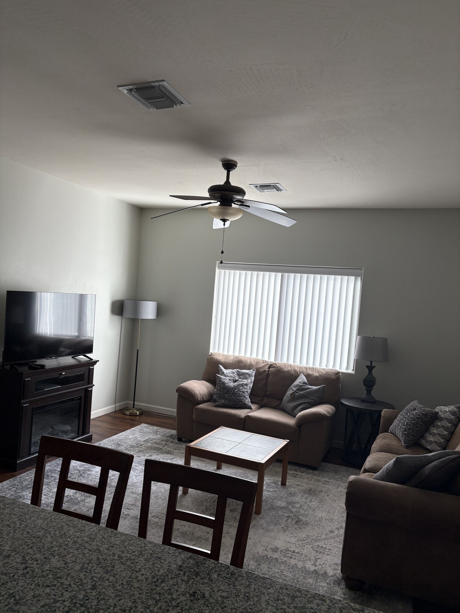 Building Photo - 1351 W Sierra Buena Ct