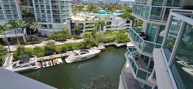 Building Photo - 200 Sunny Isles Blvd