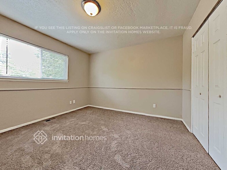 Building Photo - 267 Vehr Dr