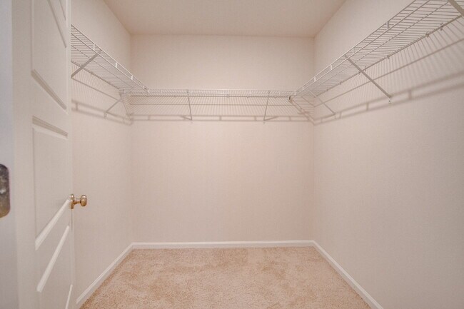 Building Photo - North Pensacola newer construction home– O...