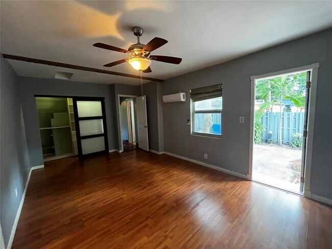 Building Photo - 2651 NW 19th Ave