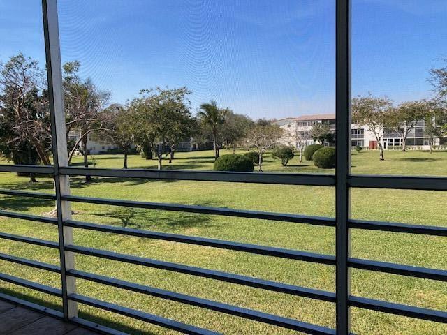 Building Photo - 359 Brighton I