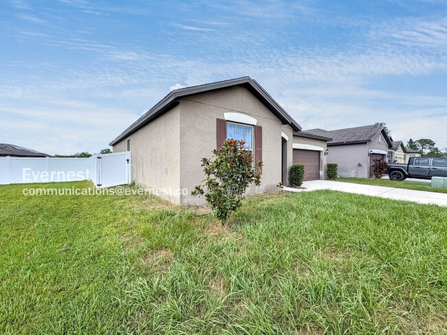 Building Photo - 5110 Claremont Ct