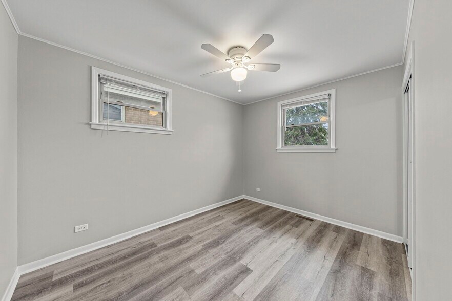 Building Photo - 5441 Benton Ave