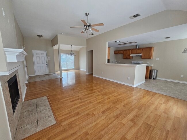 Building Photo - 3516 Valley Forge Dr