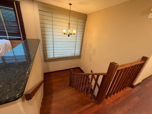 Building Photo - 466 Portlock Rd