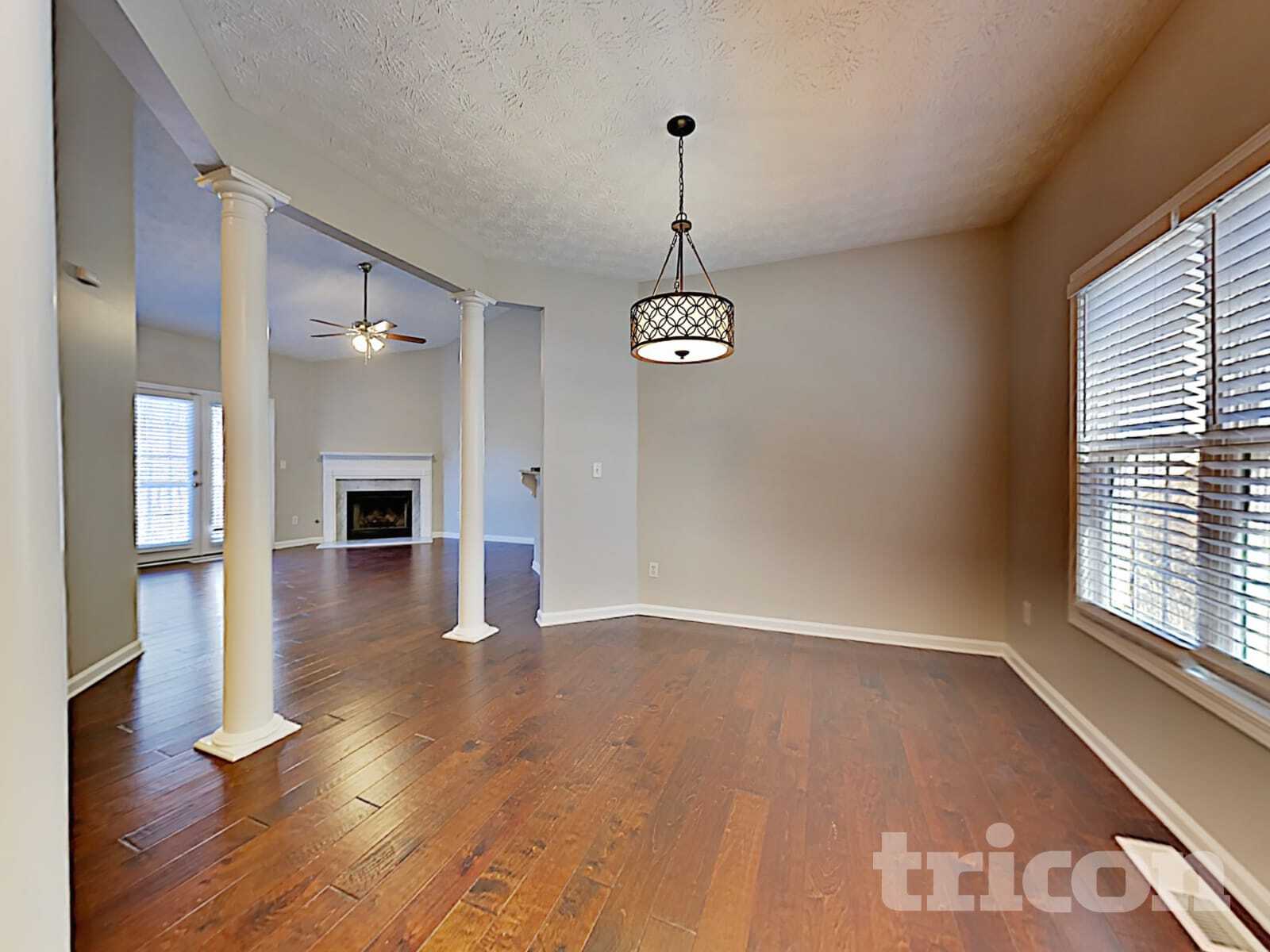 Building Photo - 806 Board Walk Ct