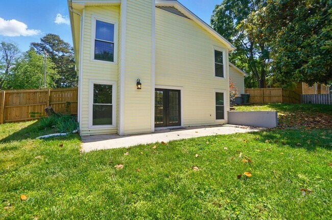 Building Photo - Renovated Gem in Gastonia with Walkout Bas...