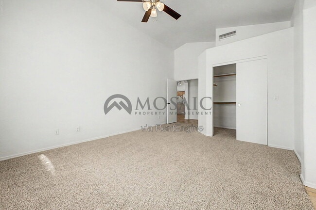 Building Photo - 8359 W Bluefield Ave