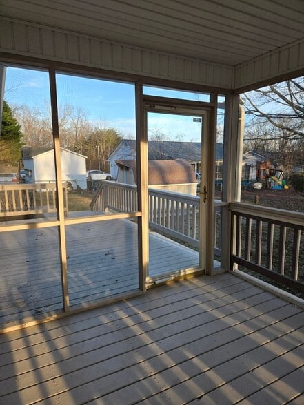 Building Photo - 39 Calloway Dr