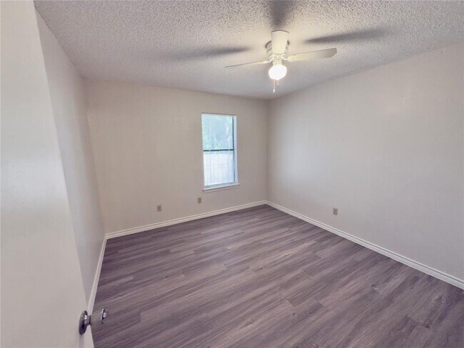 Building Photo - 2618 Alcott Ln