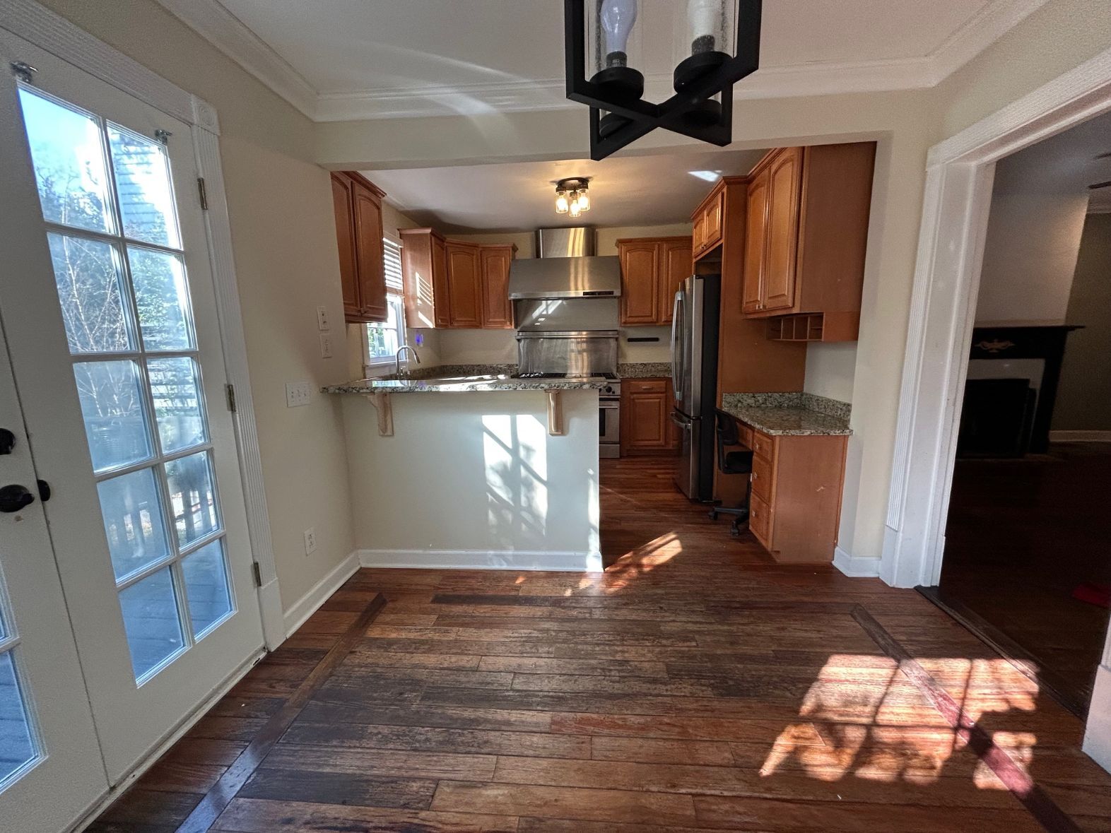 Building Photo - 13 Elizabeth St