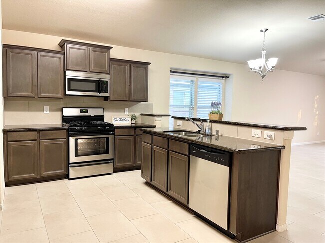 Building Photo - 19339 Vermillion Ct