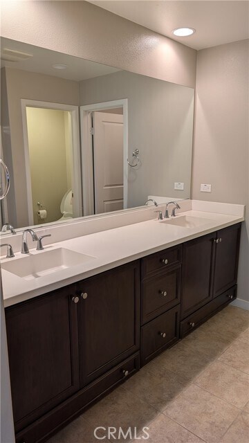 Building Photo - 26 Jenkins Dr