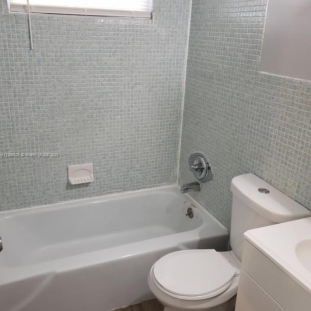 Building Photo - 1826 Sherman St