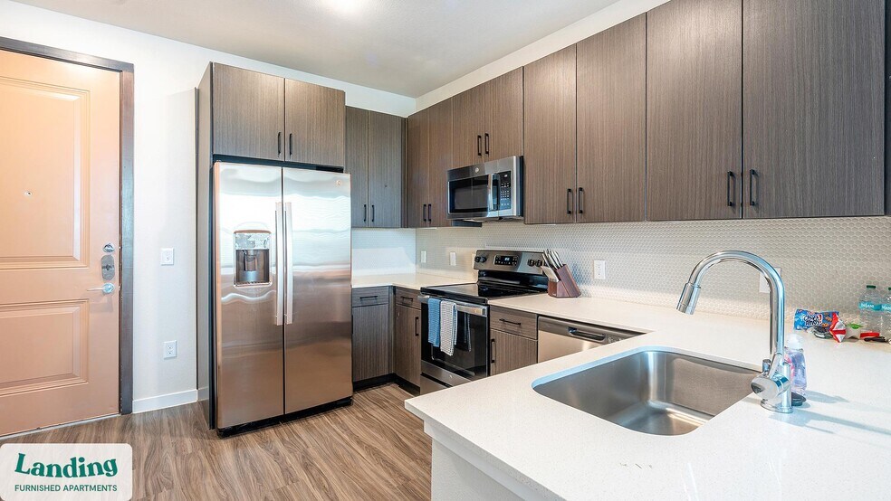 Building Photo - 14015 Univ Pass