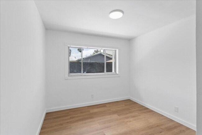 Building Photo - 2324 NW 98th Terrace