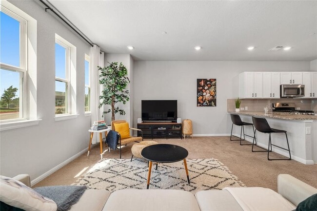 Building Photo - 9015 Cattle Baron Path