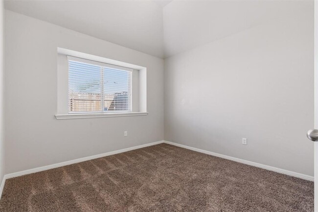 Building Photo - 15108 Walcott Dr